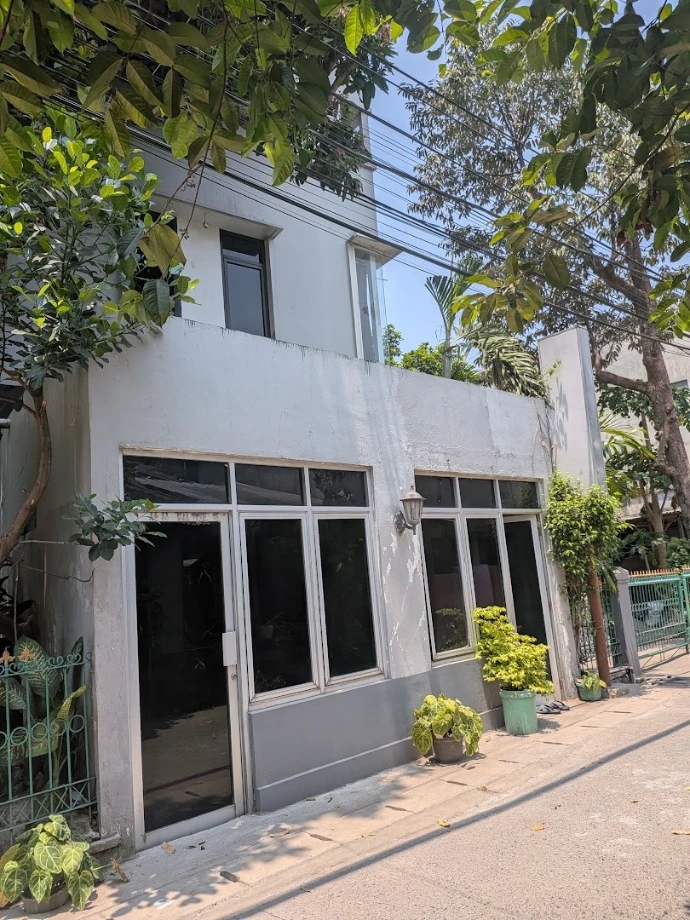 GENCHA Study Center exterior — No.12 Jalan Sawo, Depok